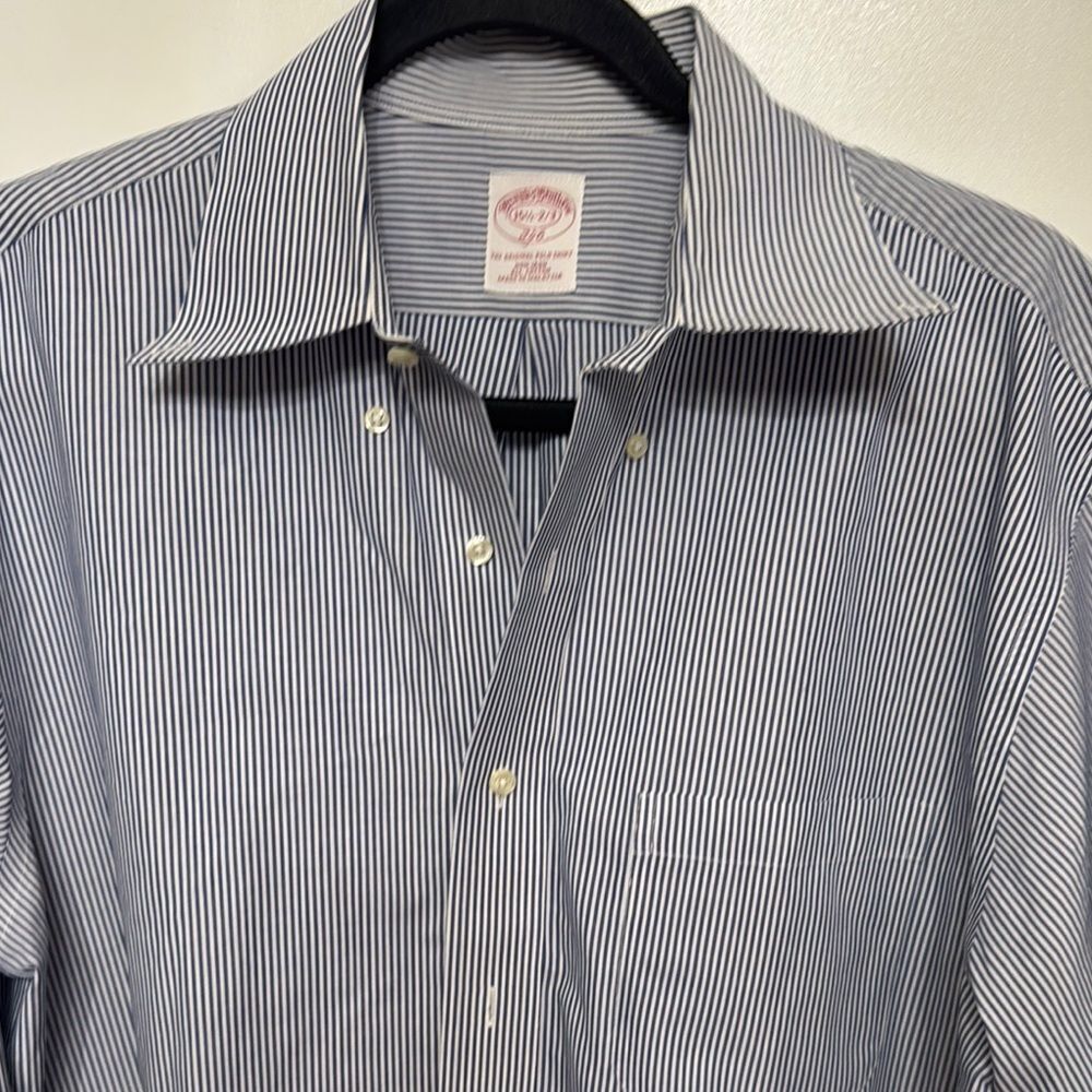 Brooks Brothers Blue Striped Button Down Shirt 15.5 2/3‎ 346 Non-Iron Cotton - Picture 2 of 4